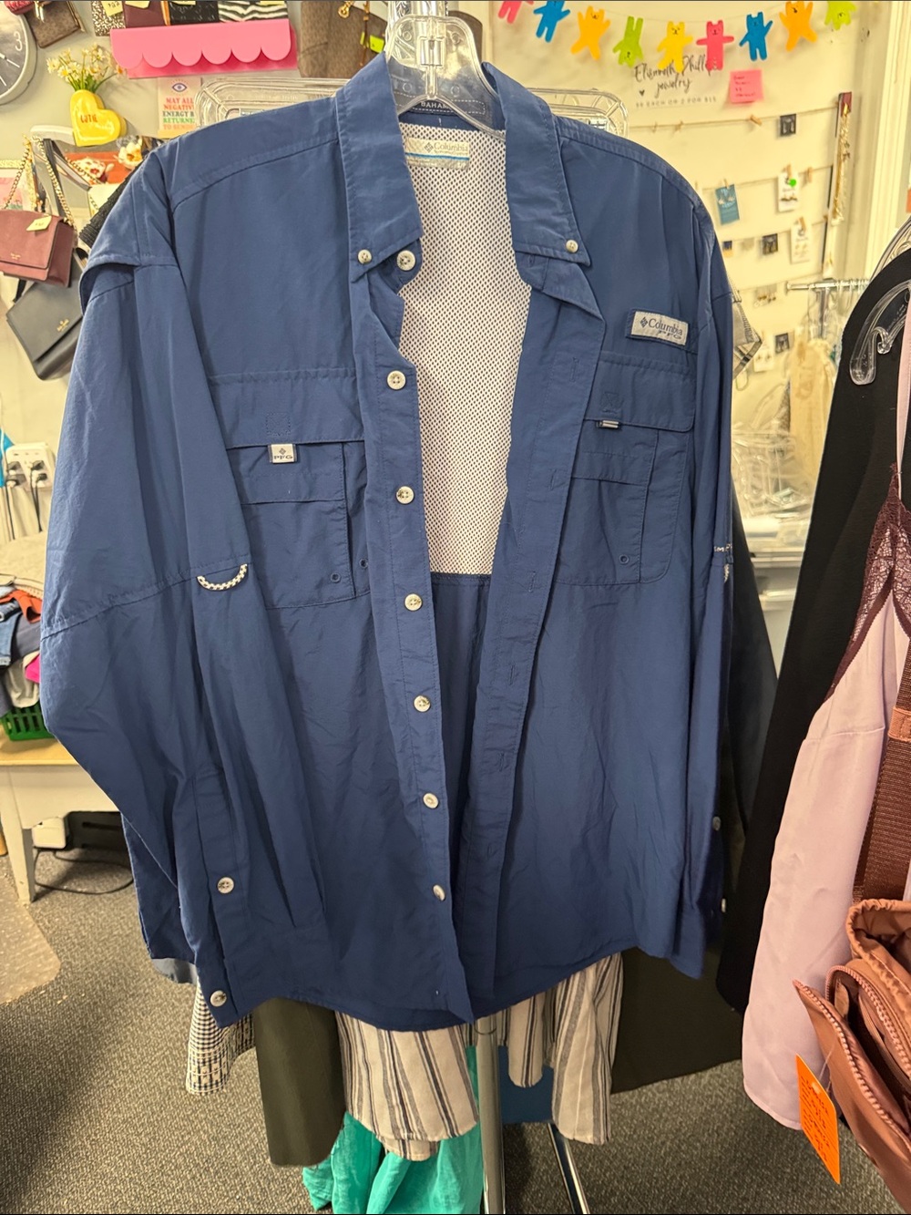 Columbia PFG button down S // 091038
